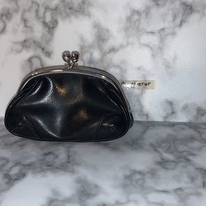 🎒 NWT Express Black Patent & Crystal Clutch